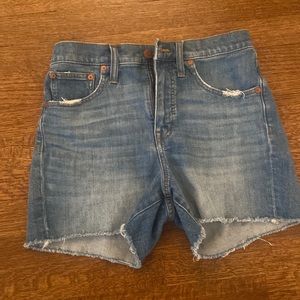 Madewell cut off Jean shorts size 27 gently used